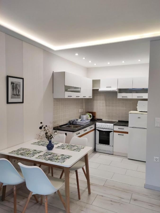 Petit Paul Apartman Keszthely Buitenkant foto