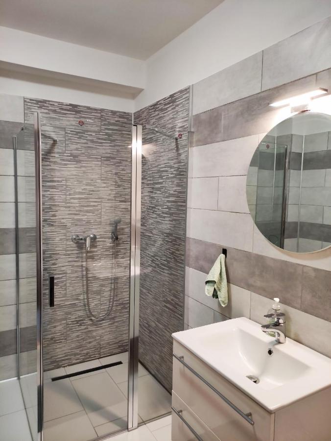 Petit Paul Apartman Keszthely Buitenkant foto