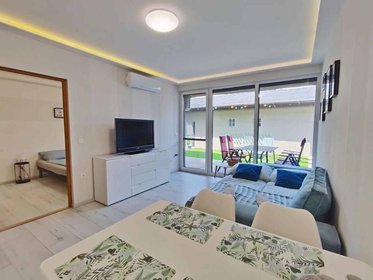 Petit Paul Apartman Keszthely Buitenkant foto